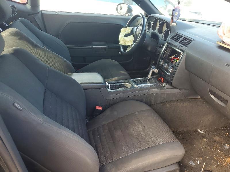 2012 Dodge Challenger sxt