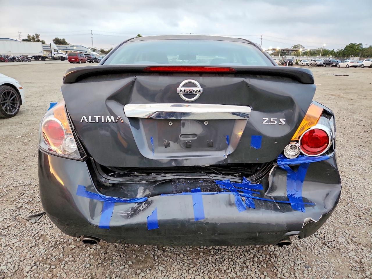 2012 Nissan Altima Base