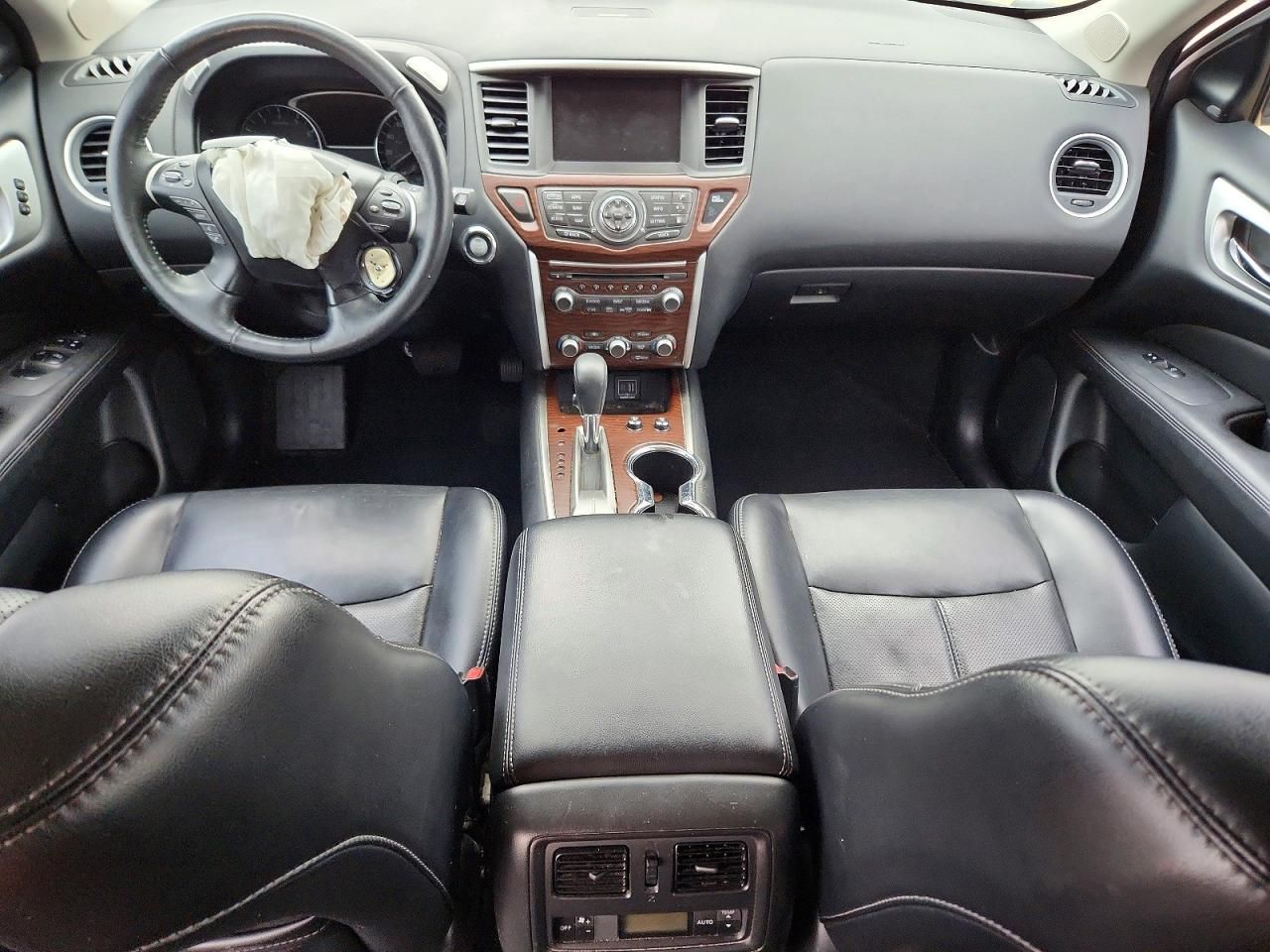 2019 Nissan Pathfinder s