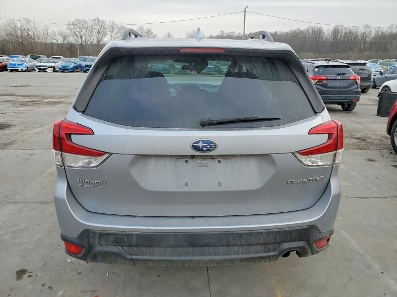 2022 Subaru Forester Premium