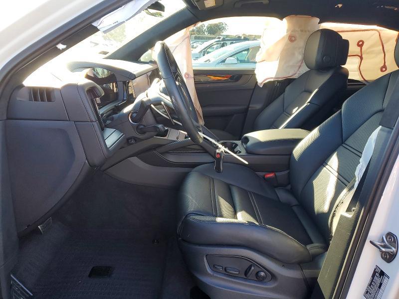 2025 Porsche Cayenne gts