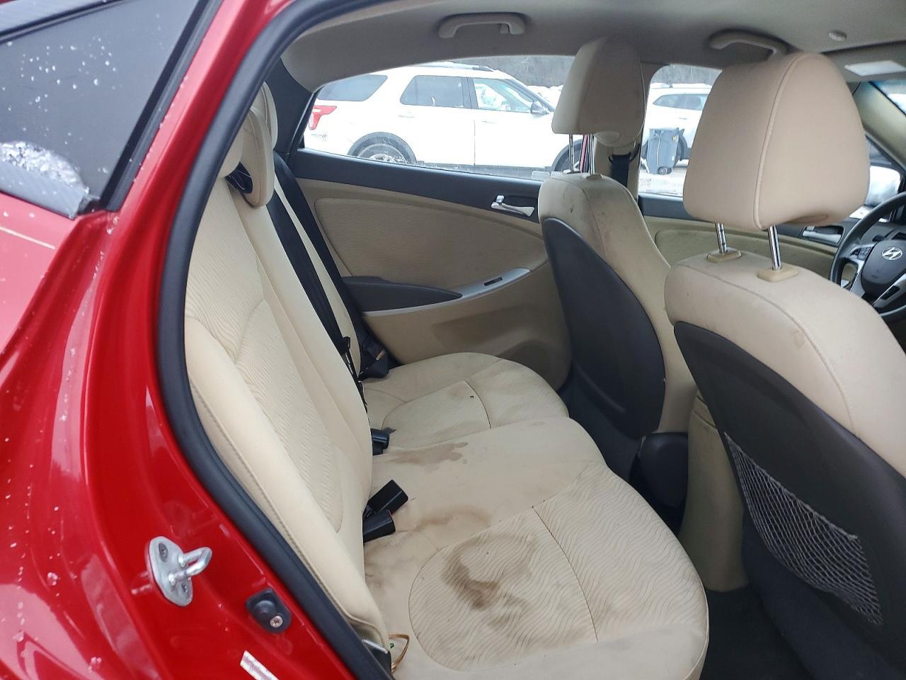 2012 Hyundai Accent gls
