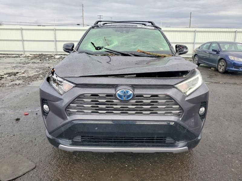 2021 Toyota Rav4 xse