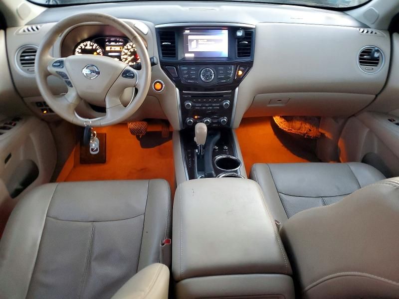 2015 Nissan Pathfinder s