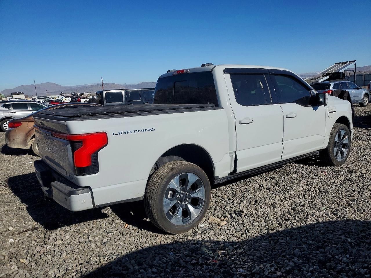 2023 Ford F150 Lightning pro