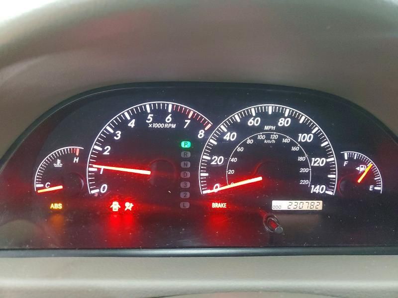 2005 Toyota Camry le