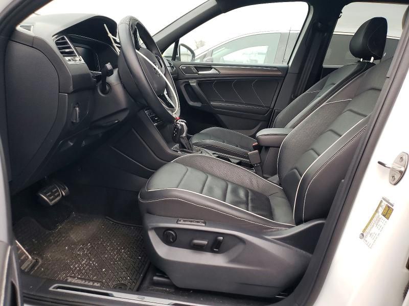 2023 Volkswagen Tiguan sel R-line Black