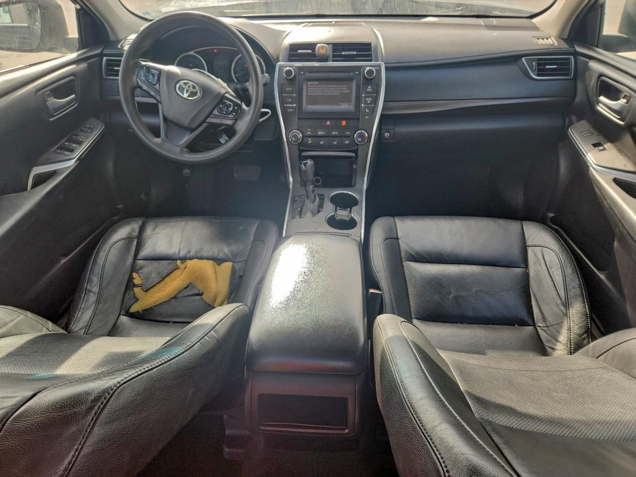 2016 Toyota Camry le