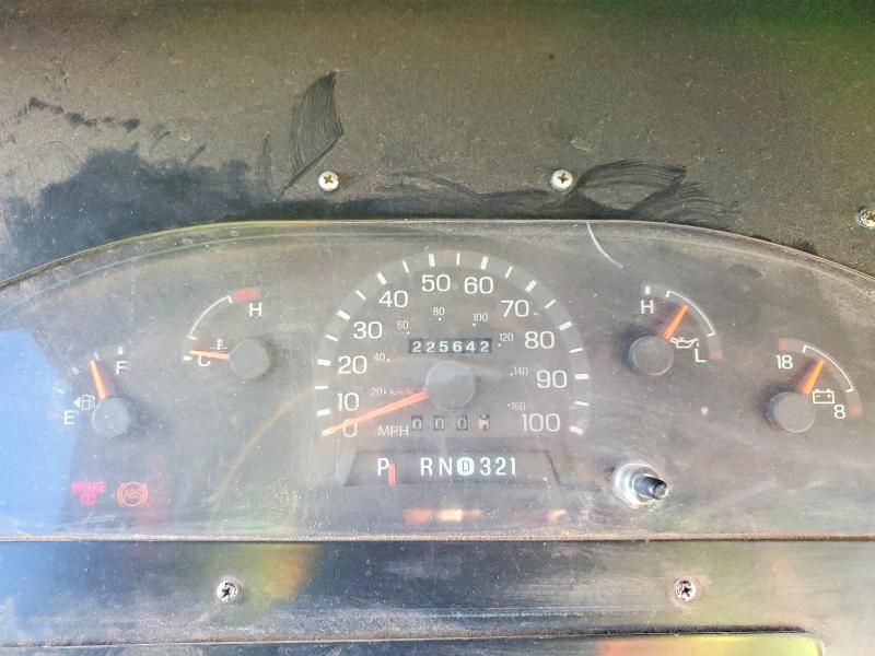 2003 Ford E450 Delivery Truck