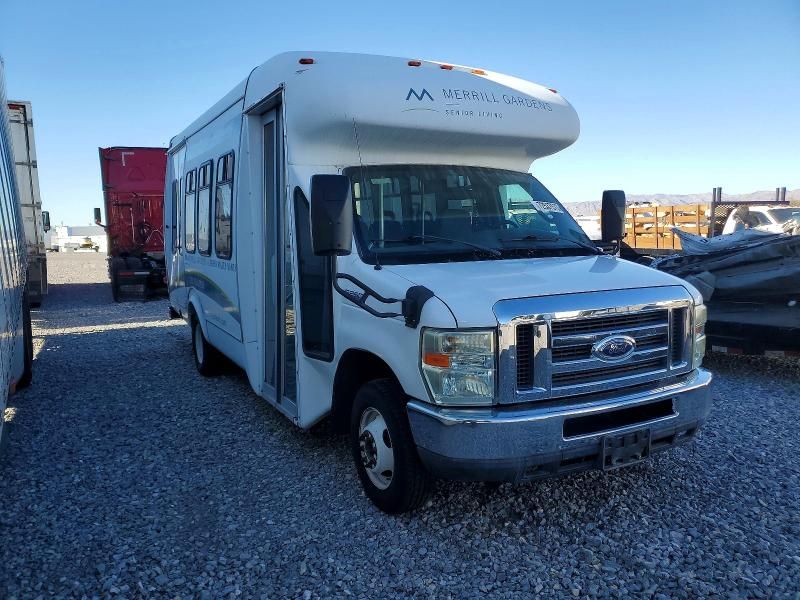 2008 Ford Econoline E350 Super Duty Cutaway van