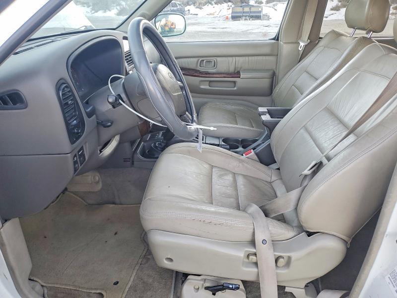 1997 Infiniti QX4