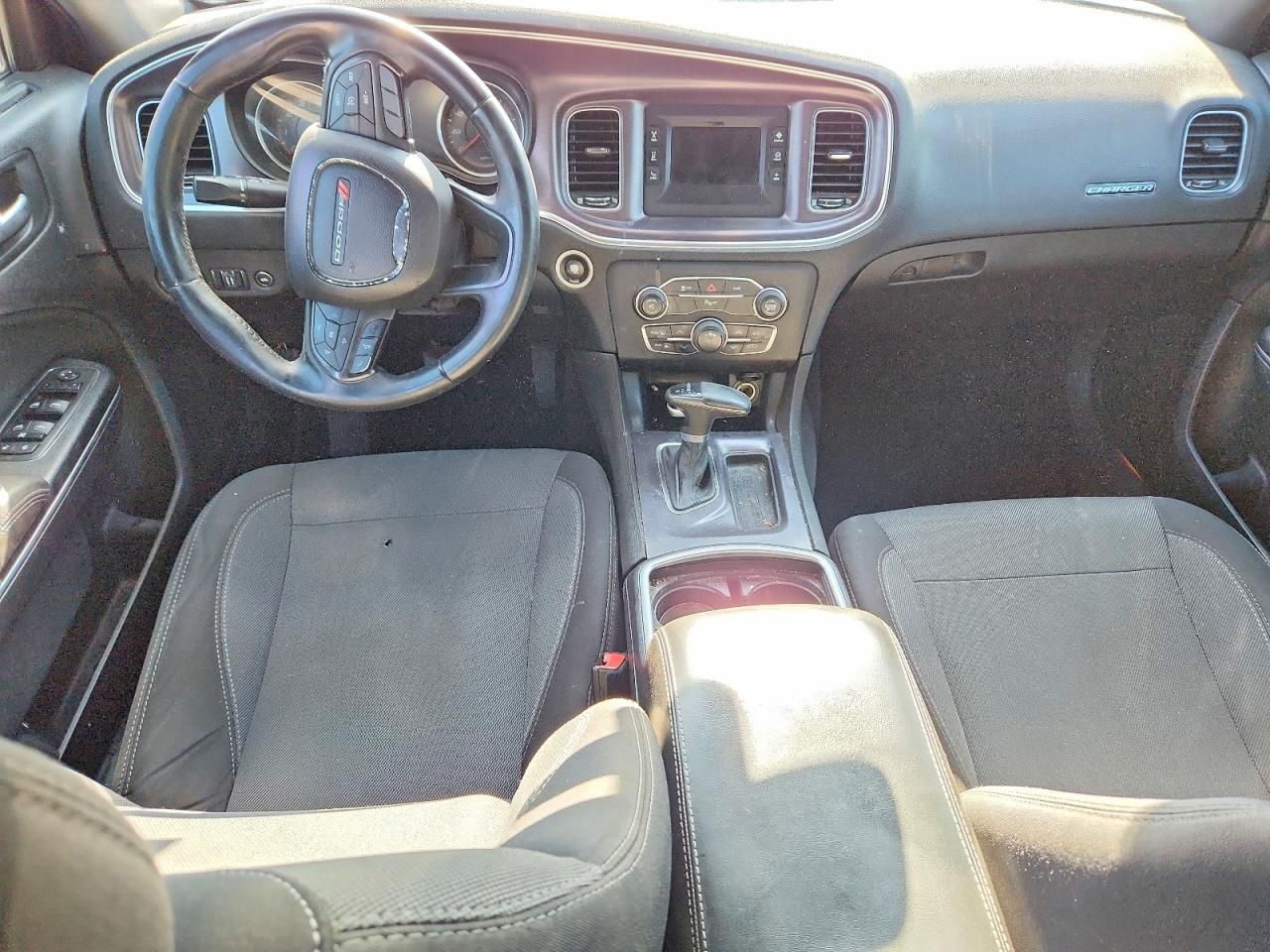 2015 Dodge Charger se