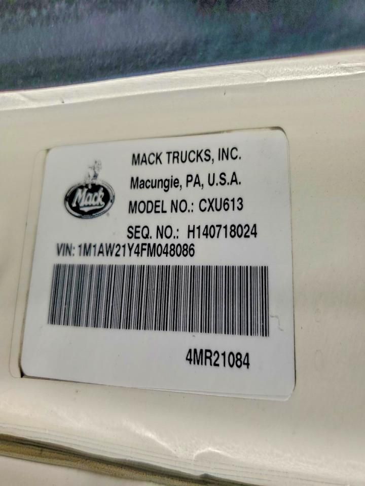 2015 Mack Cxu613 Semi Truck