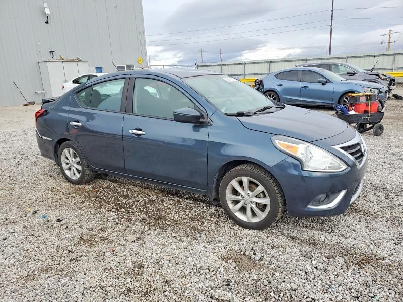 2015 Nissan Versa s