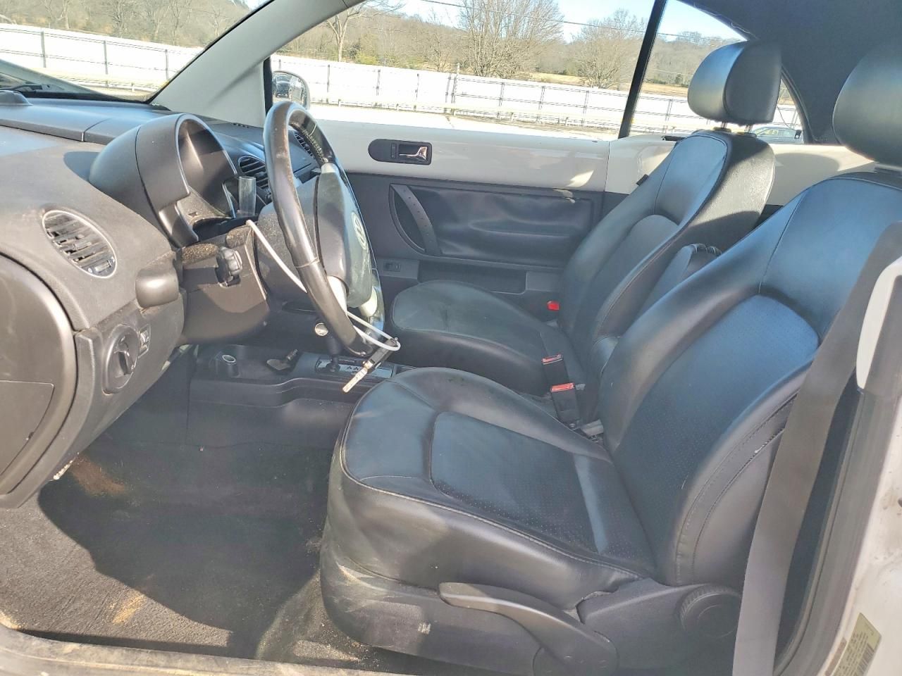 2009 Volkswagen New Beetle s