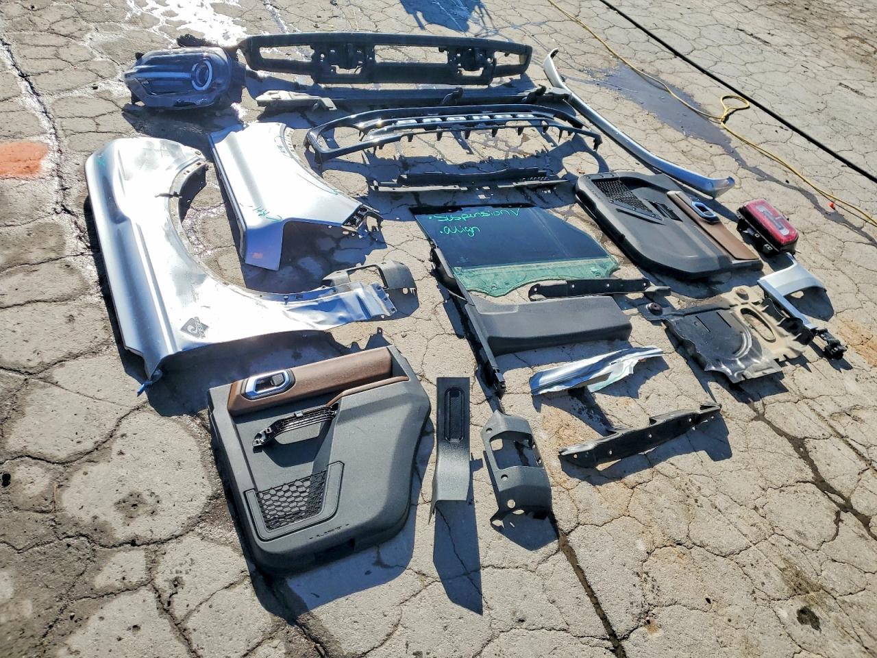2021 Ford Bronco Base