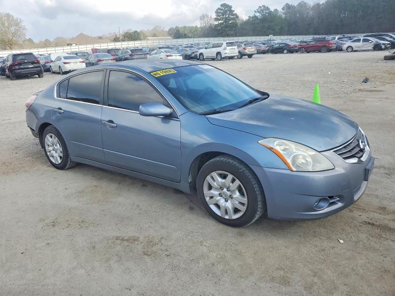 2011 Nissan Altima Base