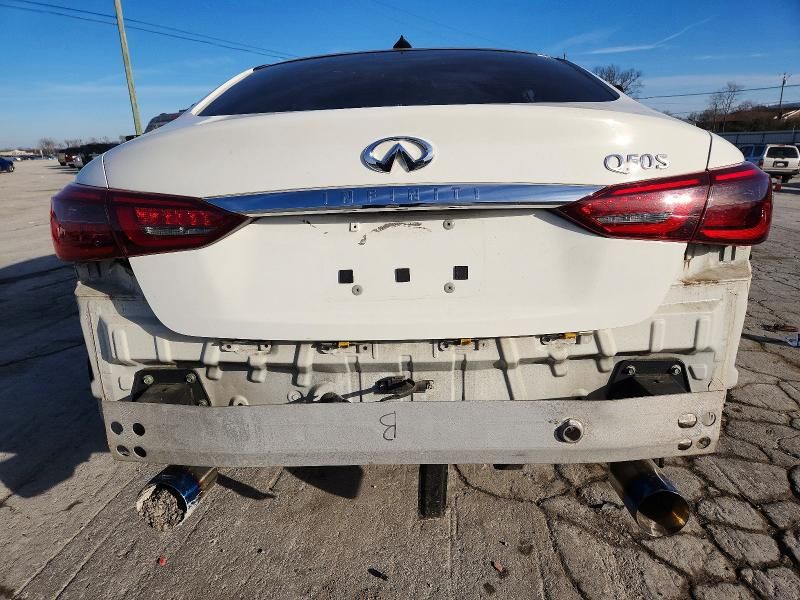 2018 Infiniti Q50 Luxe