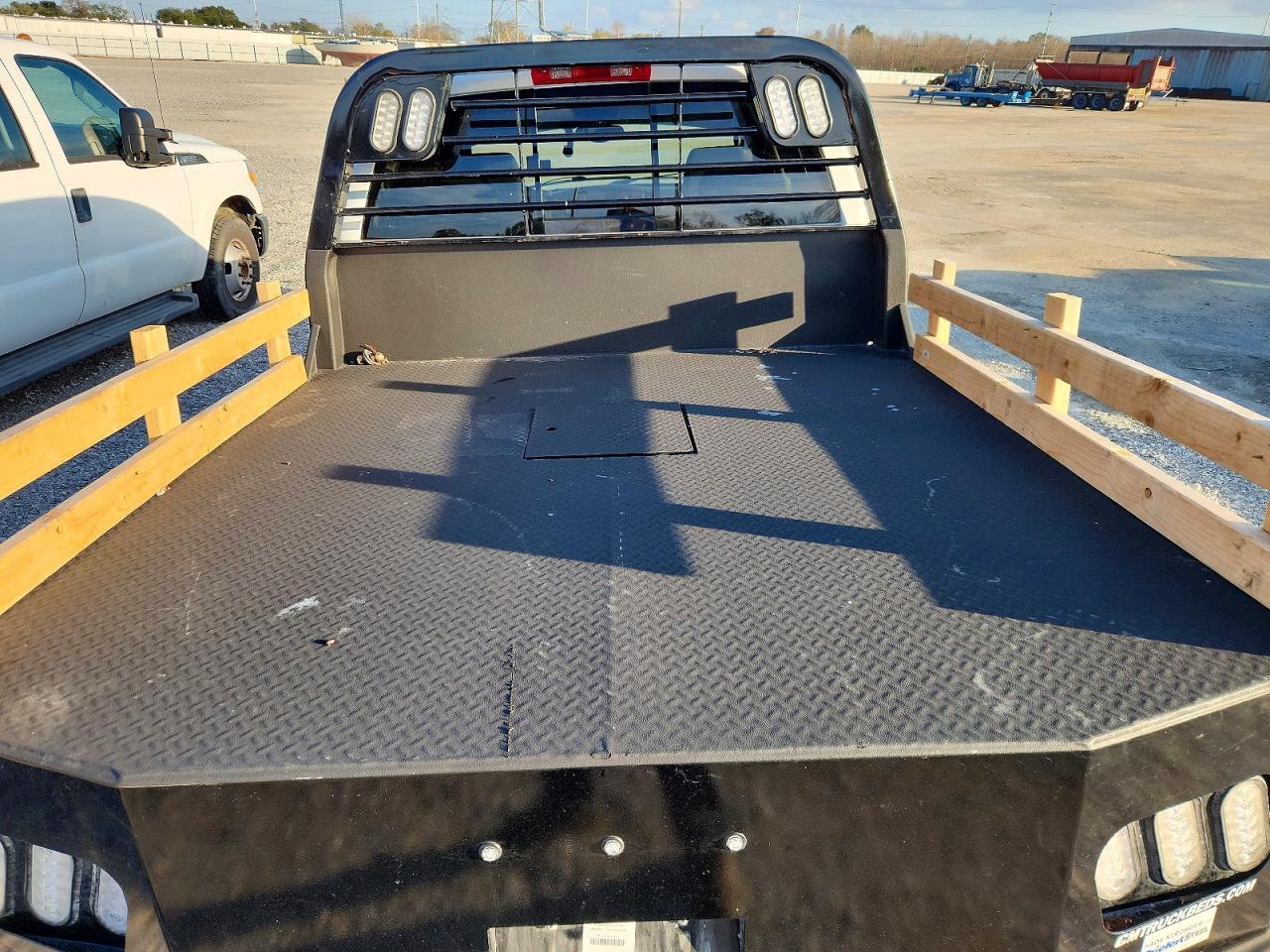 2006 Dodge RAM Flatbed Truck