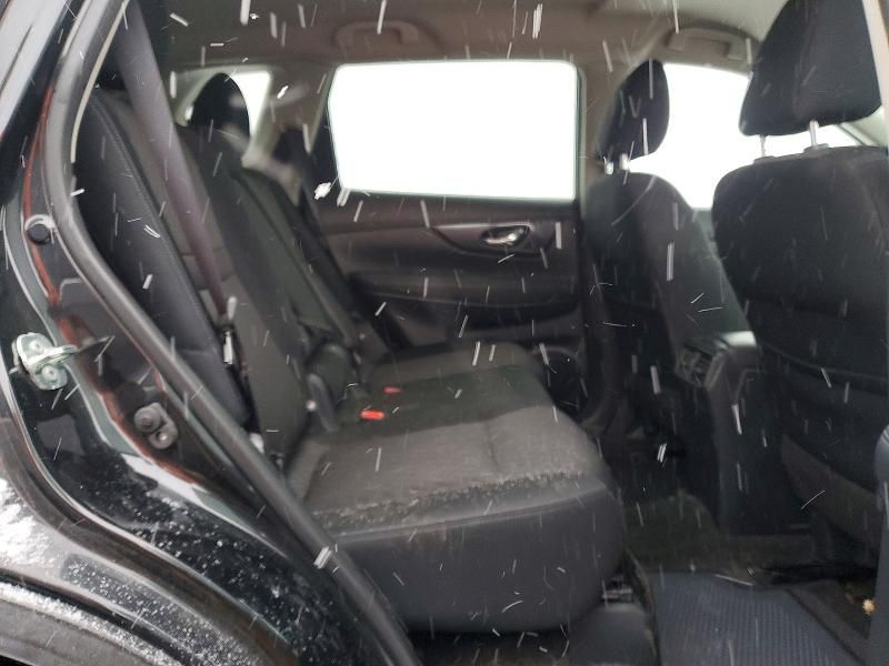 2017 Nissan Rogue sv