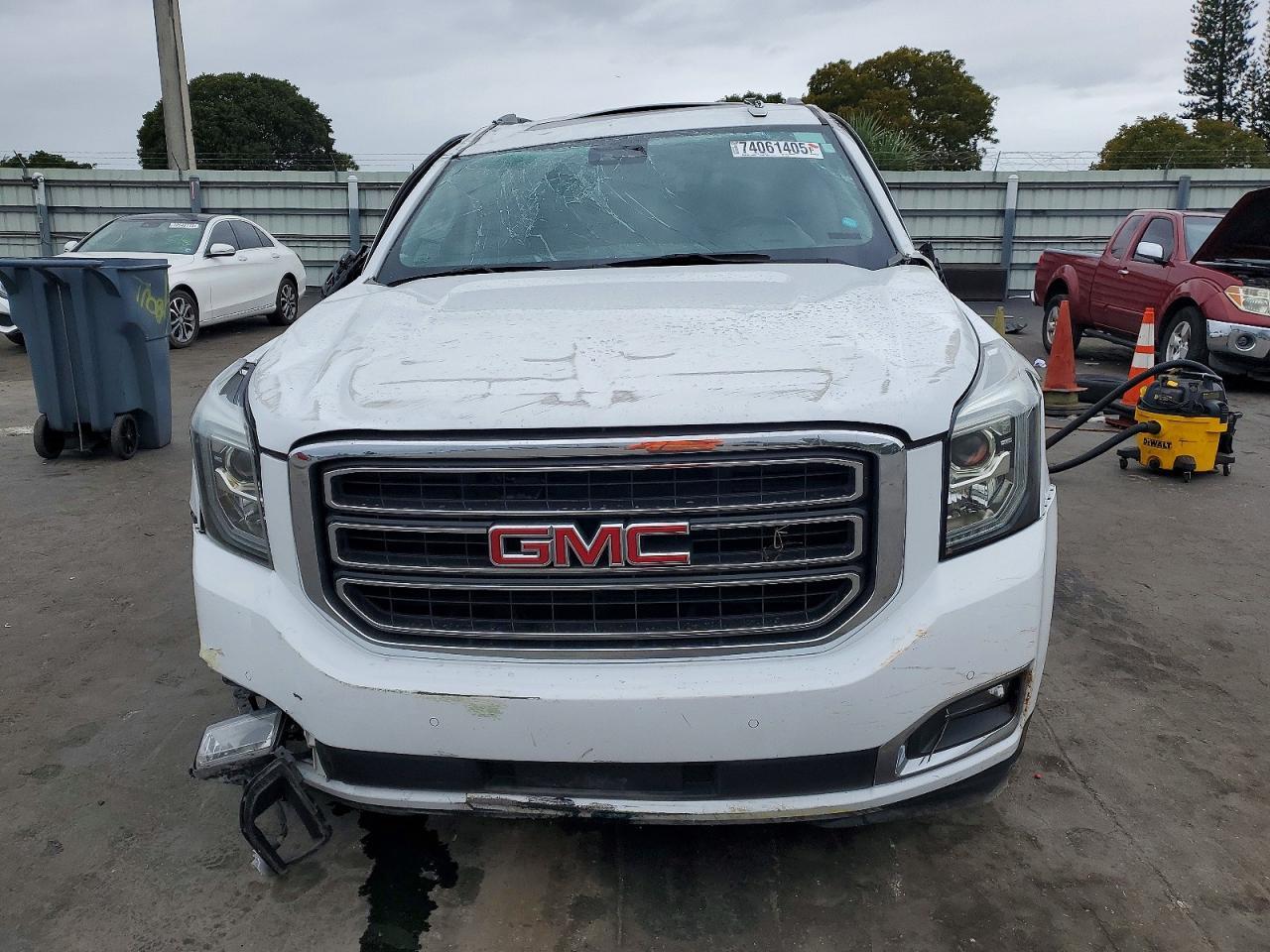 2020 GMC Yukon slt
