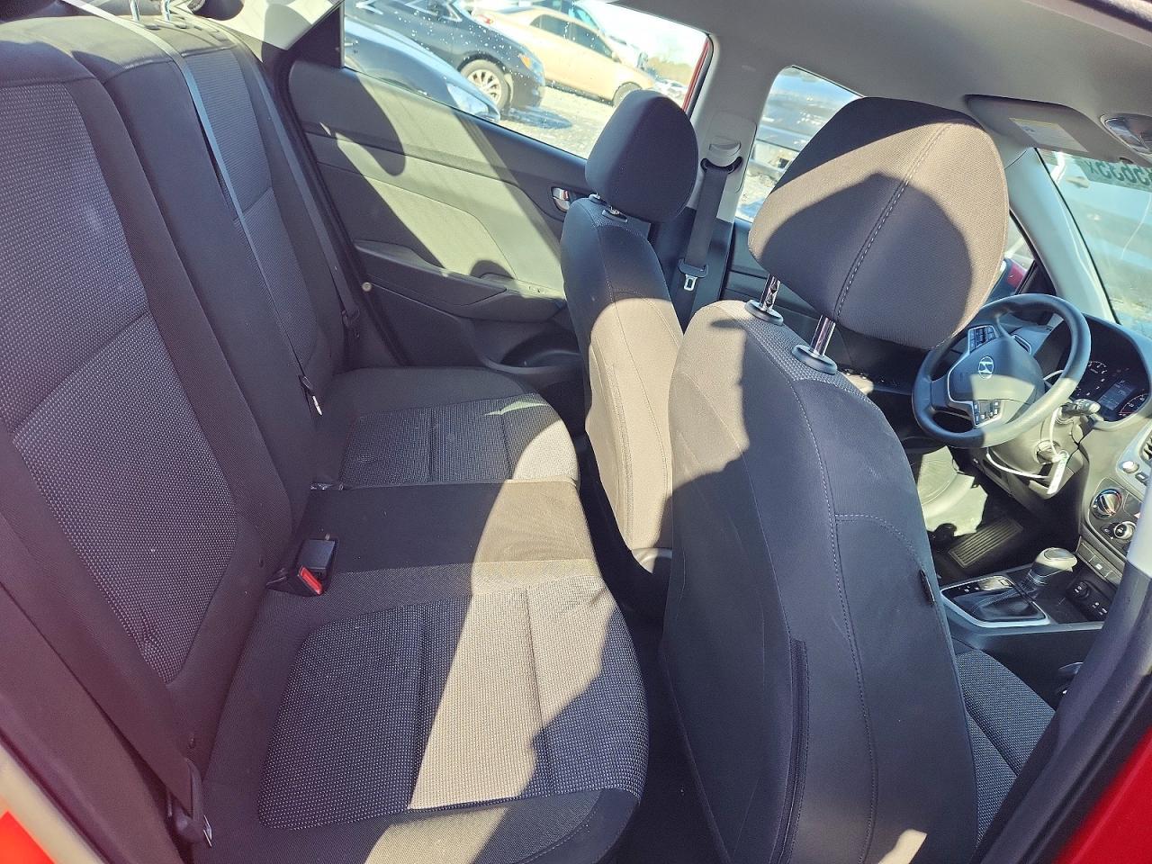 2022 Hyundai Accent se