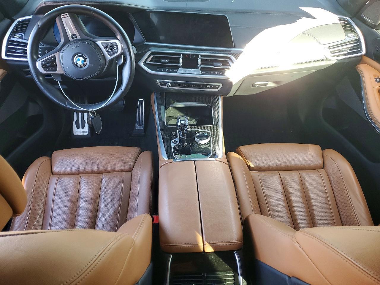 2022 BMW X5 M50i