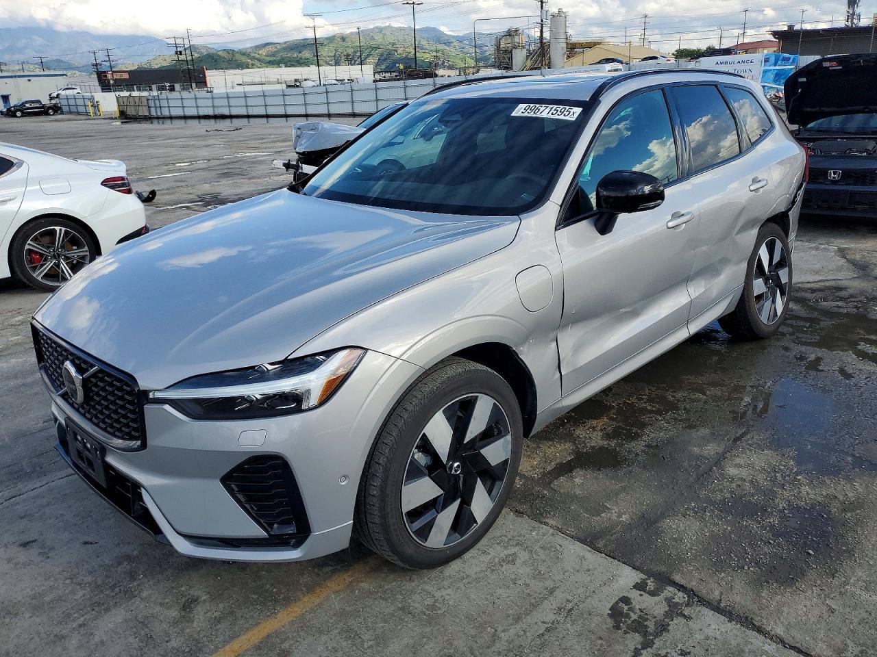 2024 Volvo Xc60 Plus