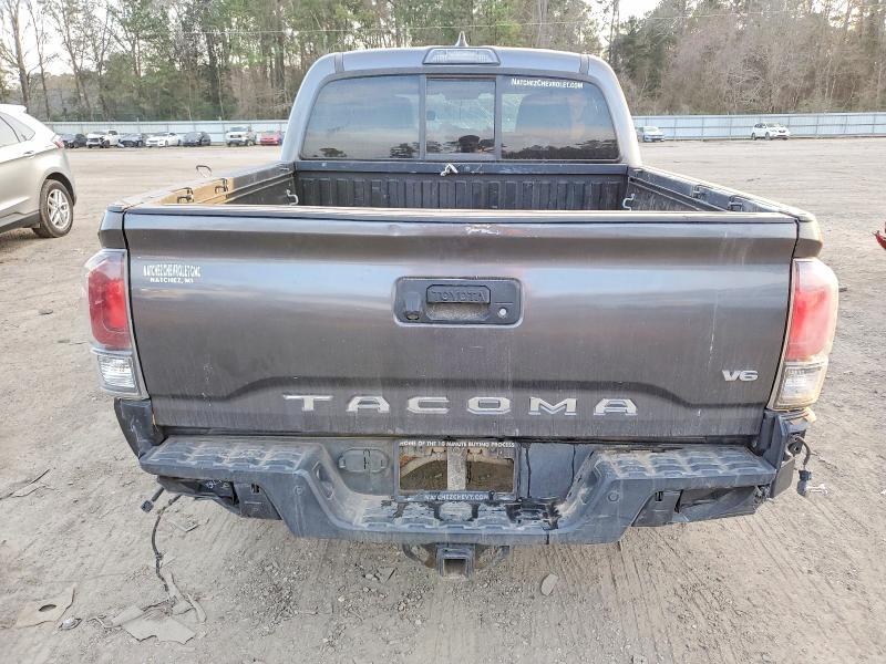 2016 Toyota Tacoma Double cab