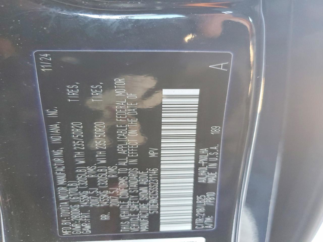 2025 Toyota Sienna Platinum 7-passenger