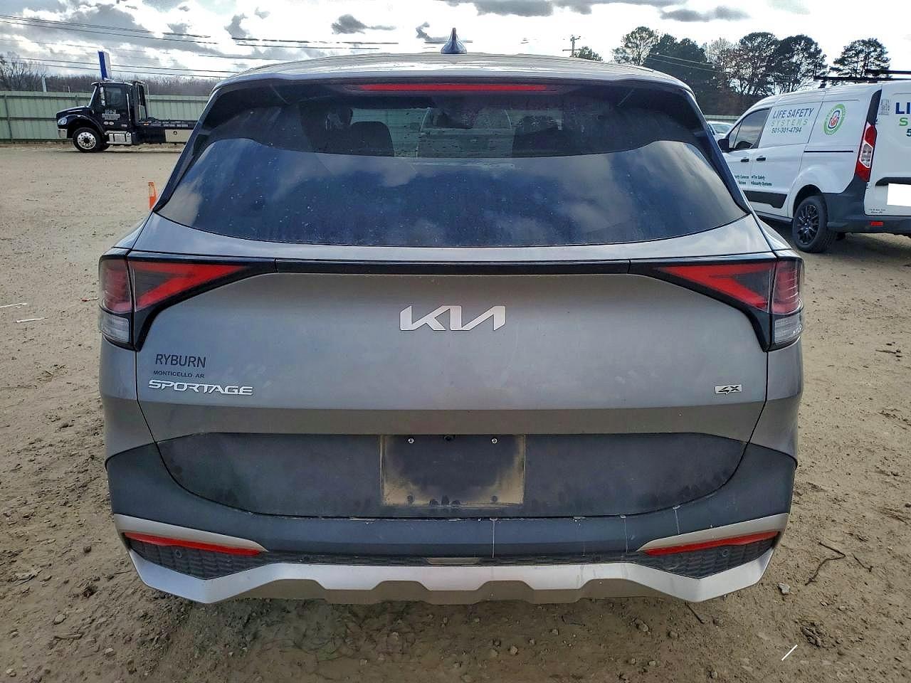 2023 KIA Sportage lx