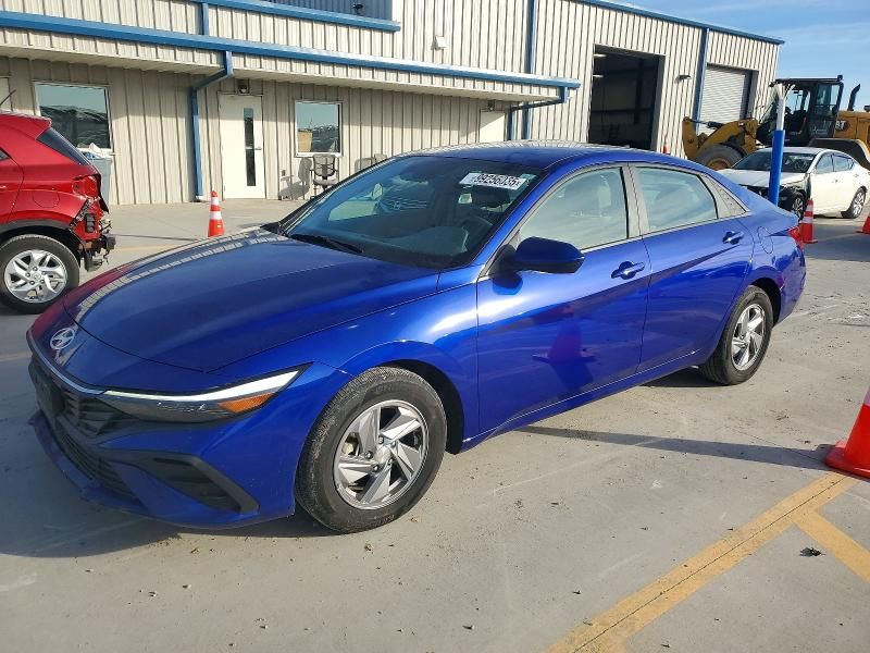 2024 Hyundai Elantra se