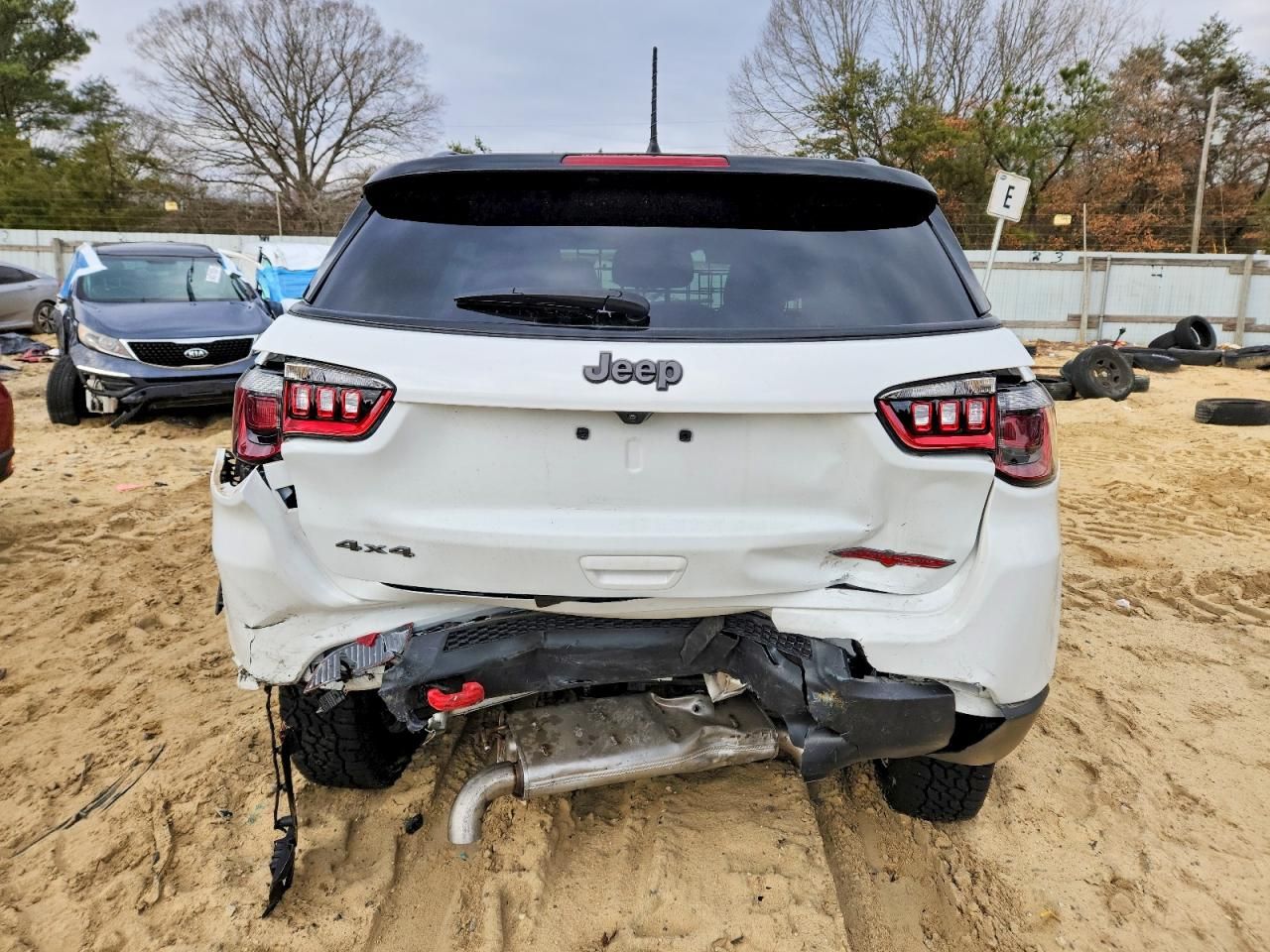 2024 Jeep Compass Trailhawk