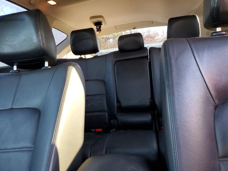2012 Nissan Murano s