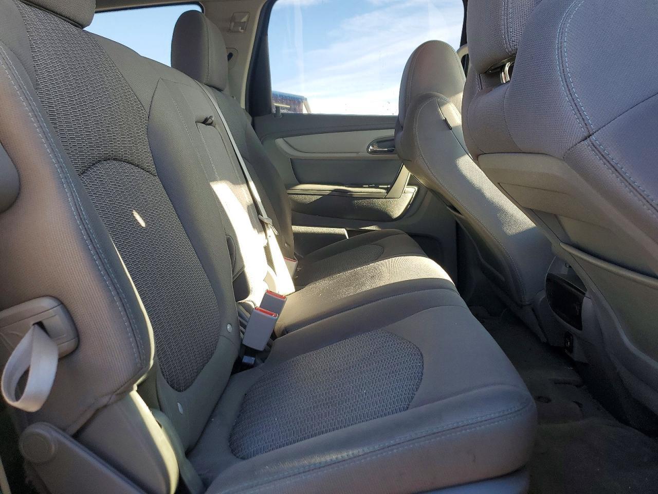 2016 Chevrolet Traverse ls