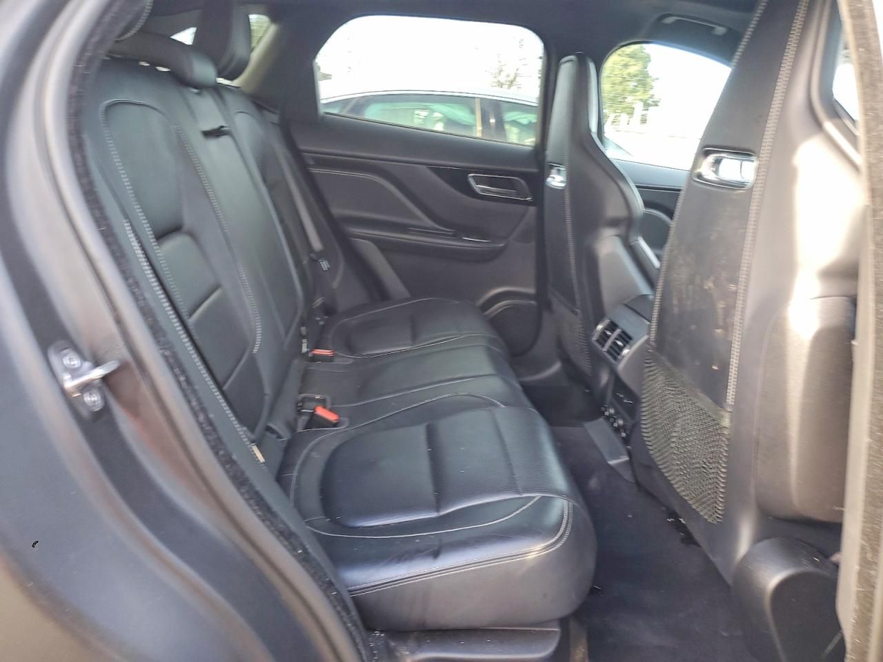 2019 Jaguar F-pace R-sport