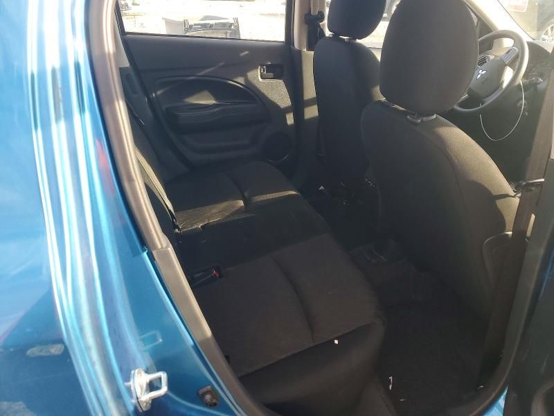 2024 Mitsubishi Mirage es