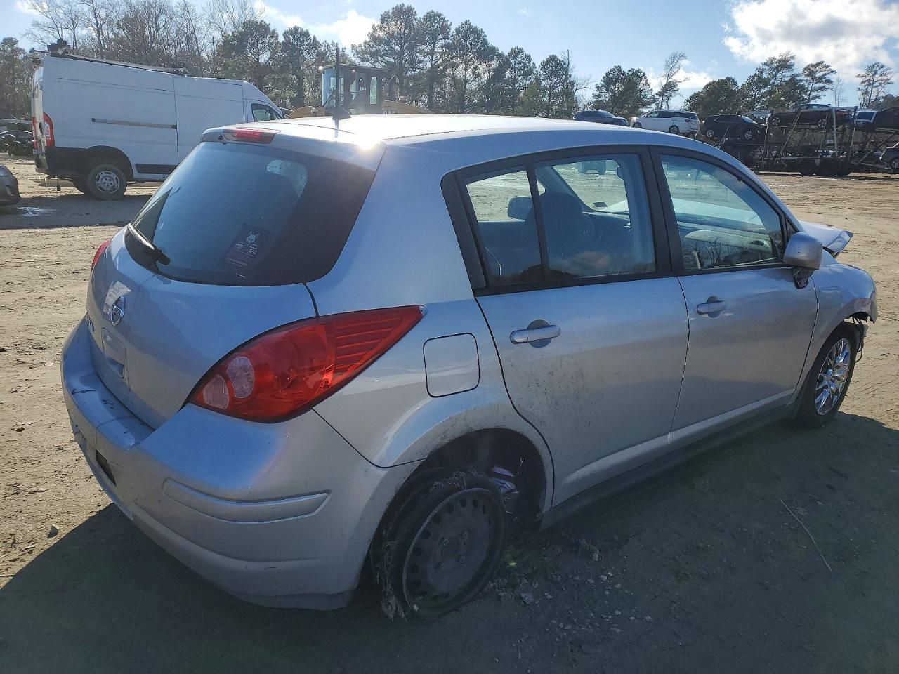 2011 Nissan Versa s