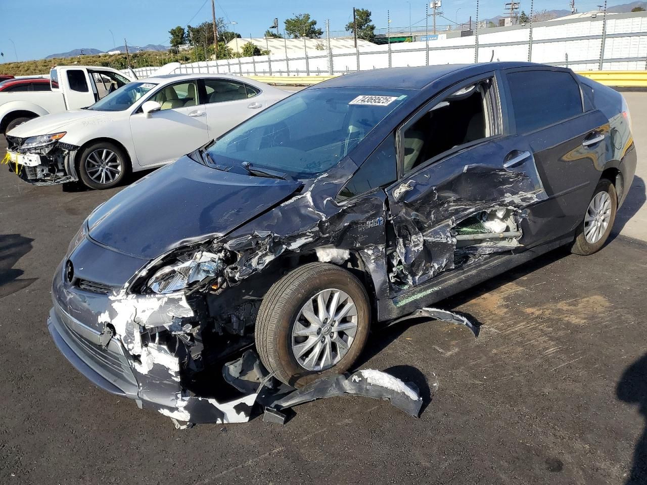 2014 Toyota Prius Plug-in