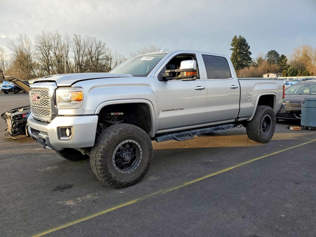 2018 GMC Sierra K2500 Denali