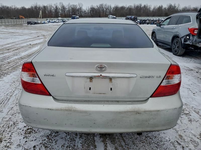 2004 Toyota Camry le