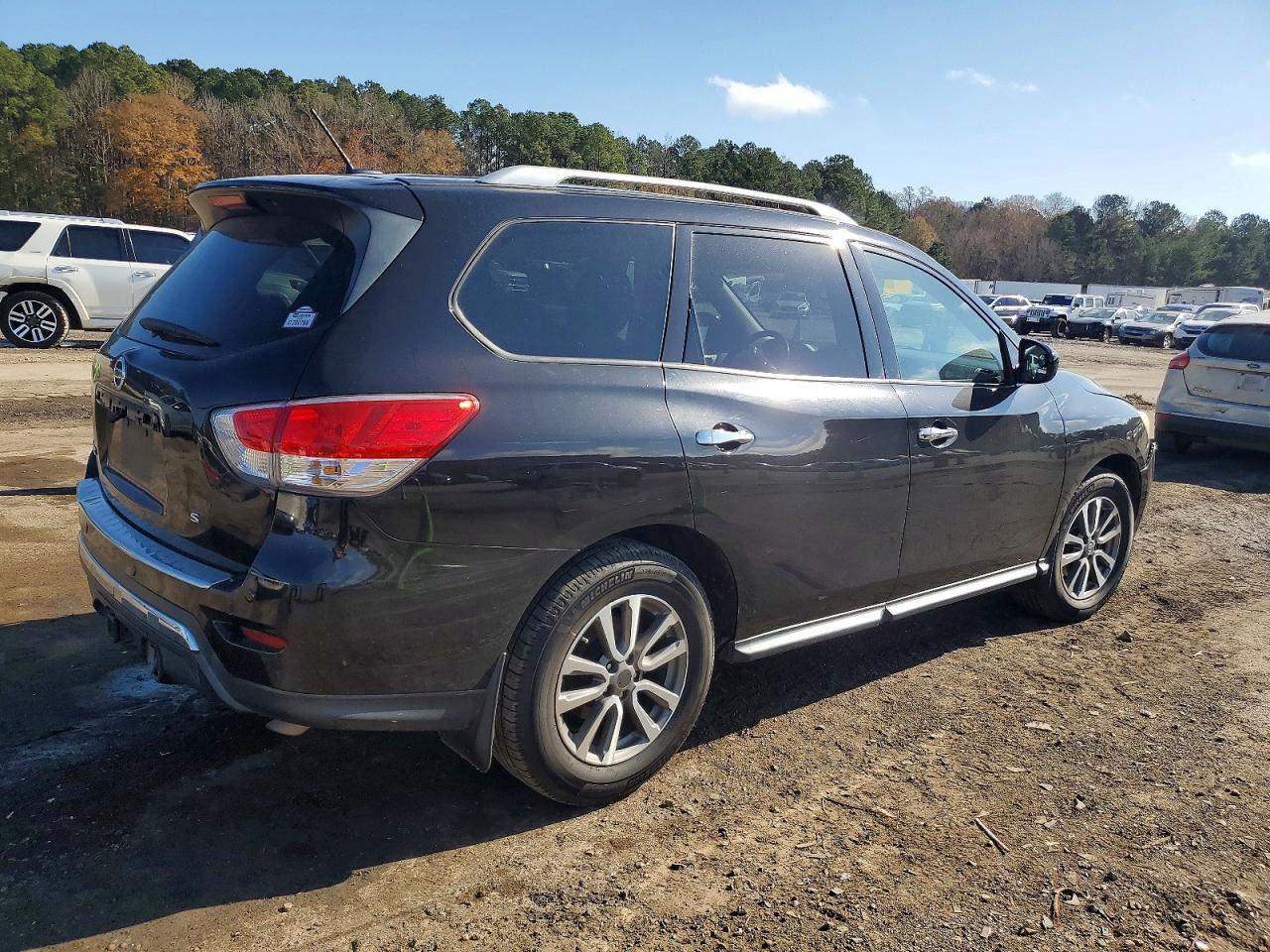 2016 Niss Pathfinder