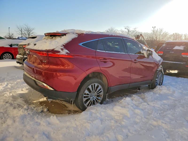 2024 Toyota Venza le