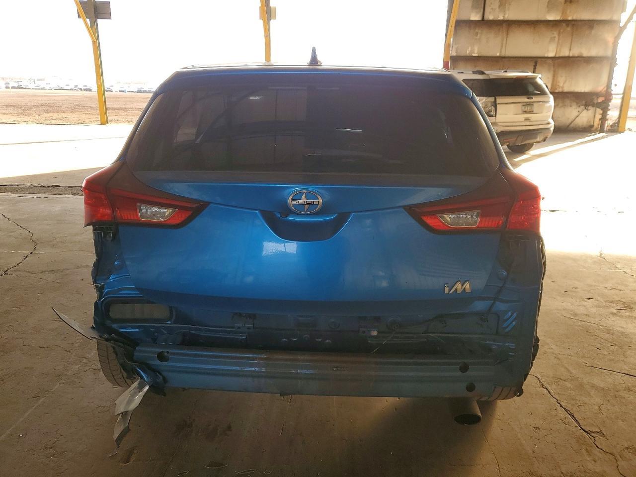 2016 Scion IM