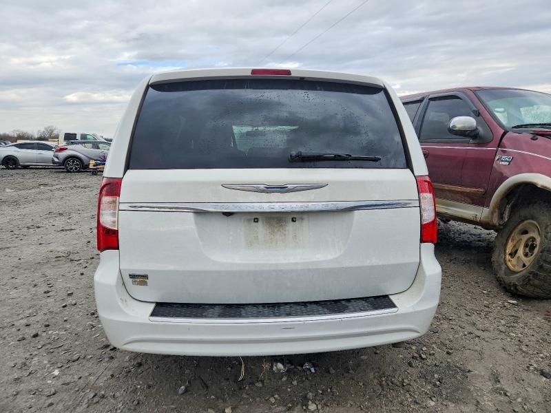 2015 Chrysler Town & Country Touring