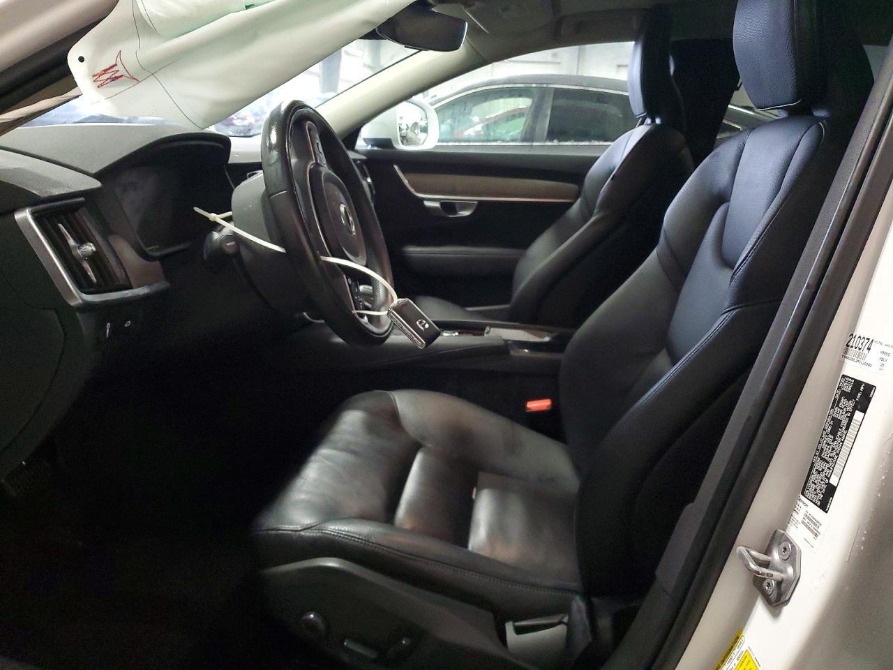 2021 Volvo V90 Cross Country T6 Inscription