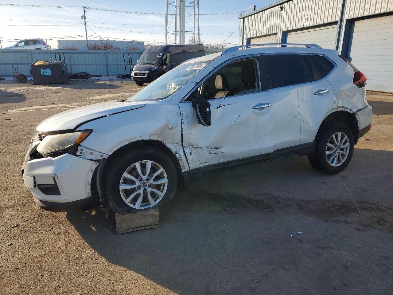 2018 Nissan Rogue sv