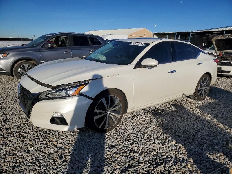 2019 Nissan Altima Platinum