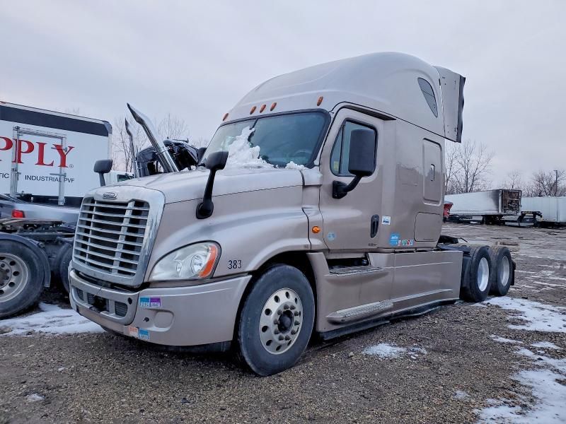 2016 Freightliner Cascadia 125 Semi Truck