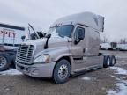 2016 Freightliner Cascadia 125 Semi Truck